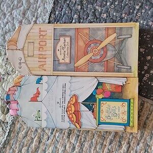 Hallmark Famous Americans Series I Dolls 1979 Amelia Earhart Annie Oakley